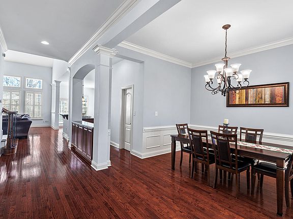 2nd image of 4711 Marena Pl