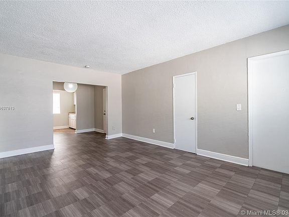 3rd image of 7609 Carlyle Ave APT 8