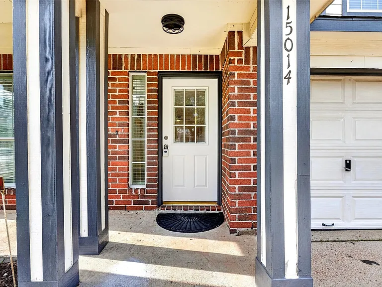 15014 Middle Oaks Blvd — Photo 5