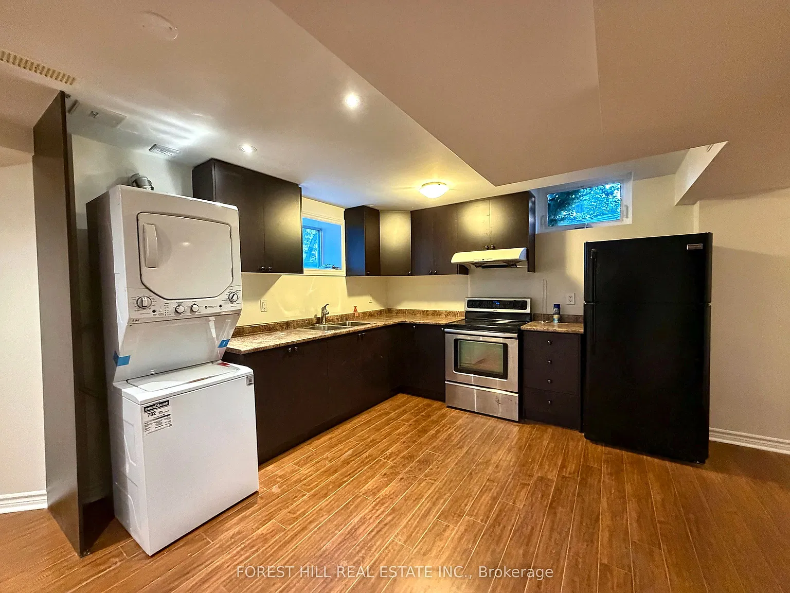 2 bed, $2,450 — Photo 2