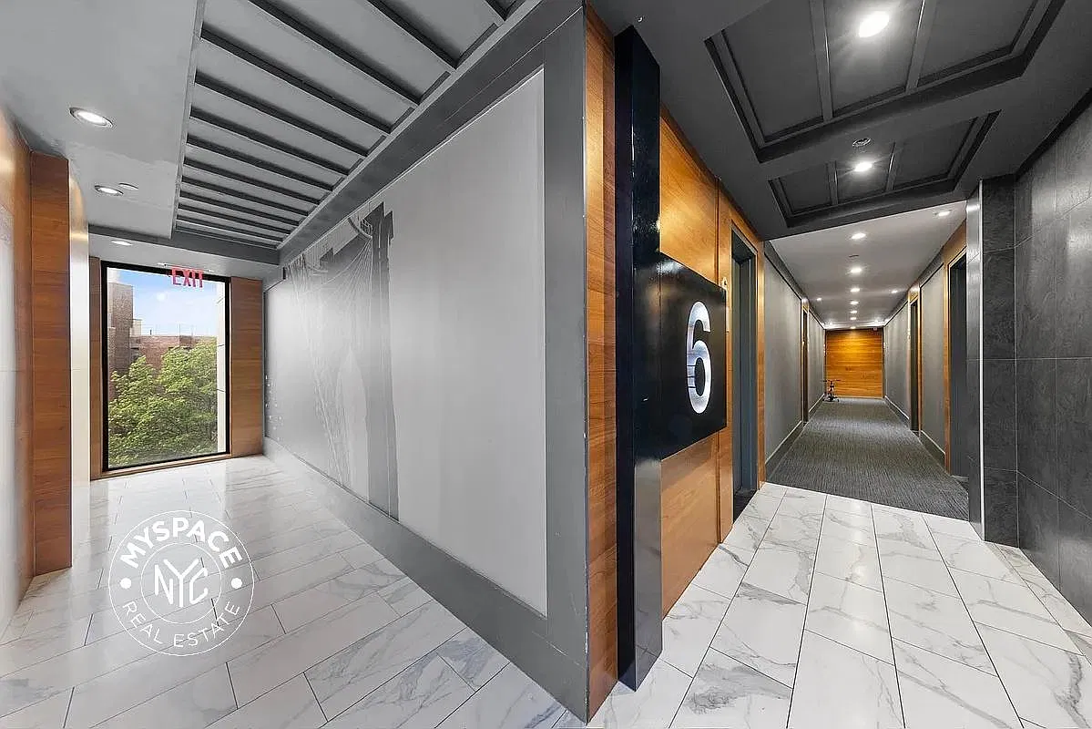 1825 Ocean Avenue — Photo 4