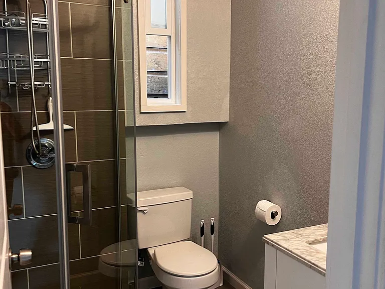 1354 Palou Ave — Photo 7