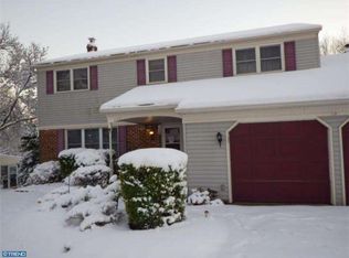 238 Horseshoe Rd, Norristown, PA 19403