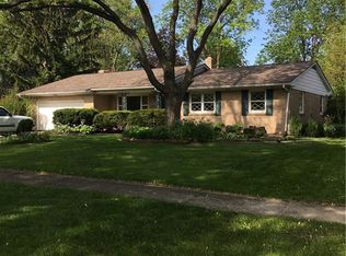 1061 Birch Dr, Perrysburg, OH