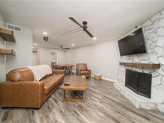 4th image of 2505 Tantelon Pl