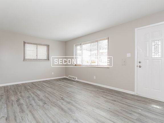 2nd image of 5340 Romance Ln