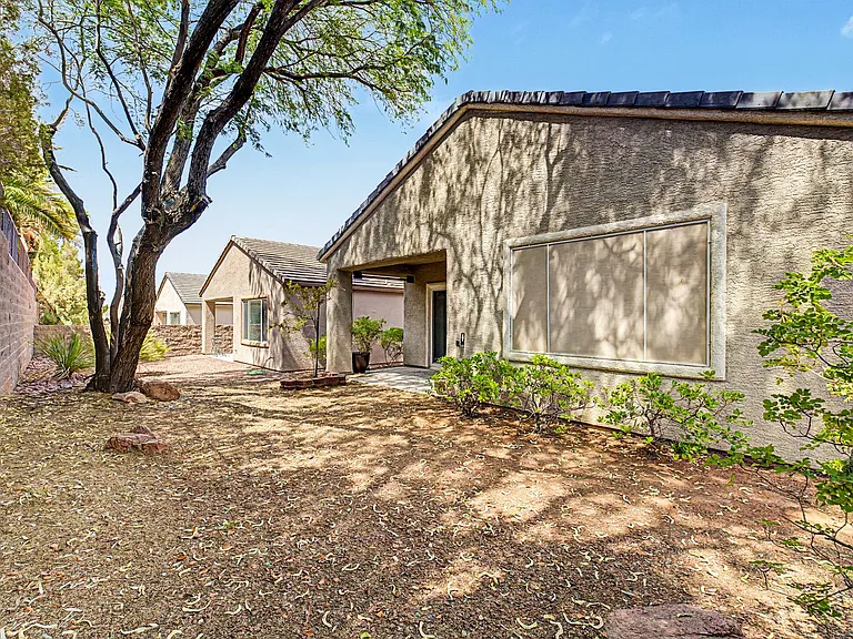 2539 Evening Twilight Ave — Photo 23