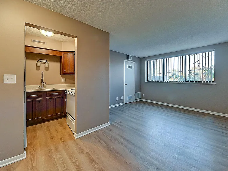 1215 Oakland Rd NE #44 — Photo 5