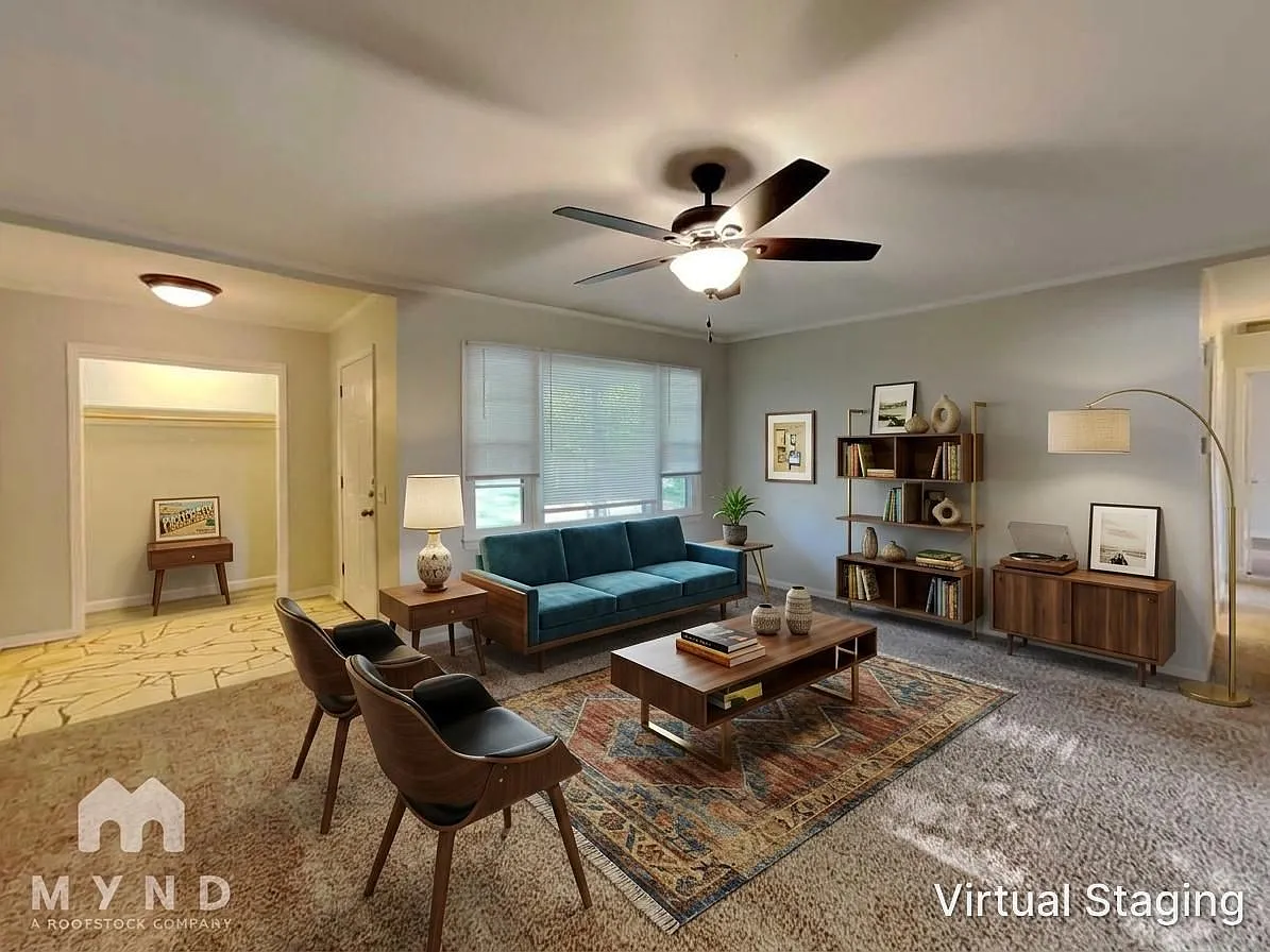 3 bed, 1.5 bath, 1524 sqft, $1,499 — Photo 2