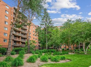 1 Bloomingdale Pl APT 210, Bloomingdale, IL