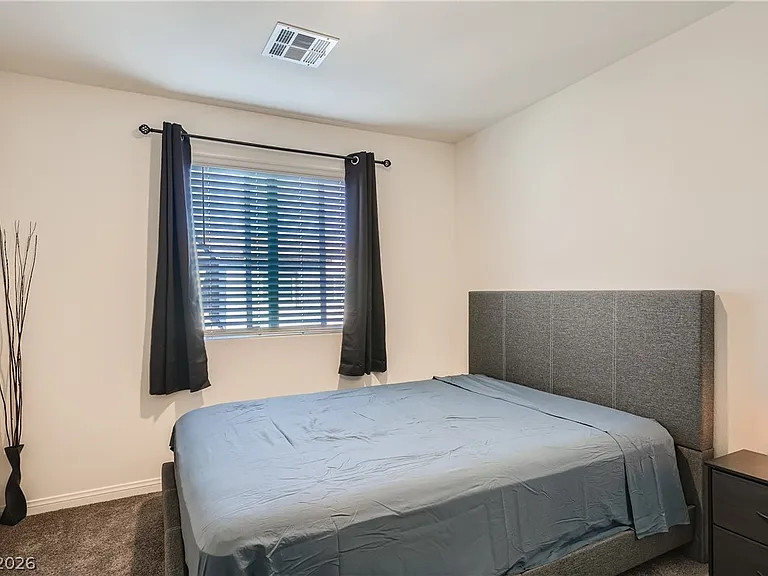 527 Clearsable Ave — Photo 8