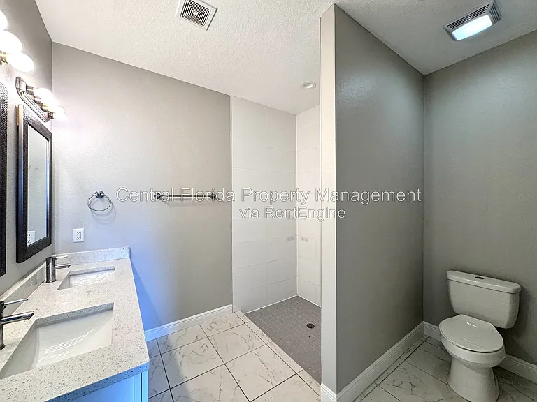 1389 Worthington Dr — Photo 16