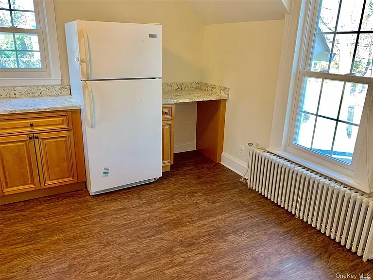 63 W Neck Rd #2 — Photo 3