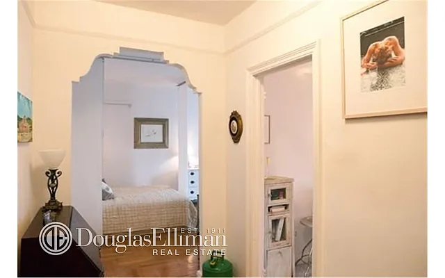 Rented by Douglas Elliman | media 4