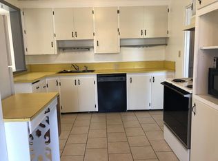 1129 Acoma Pl, Farmington, NM 87401