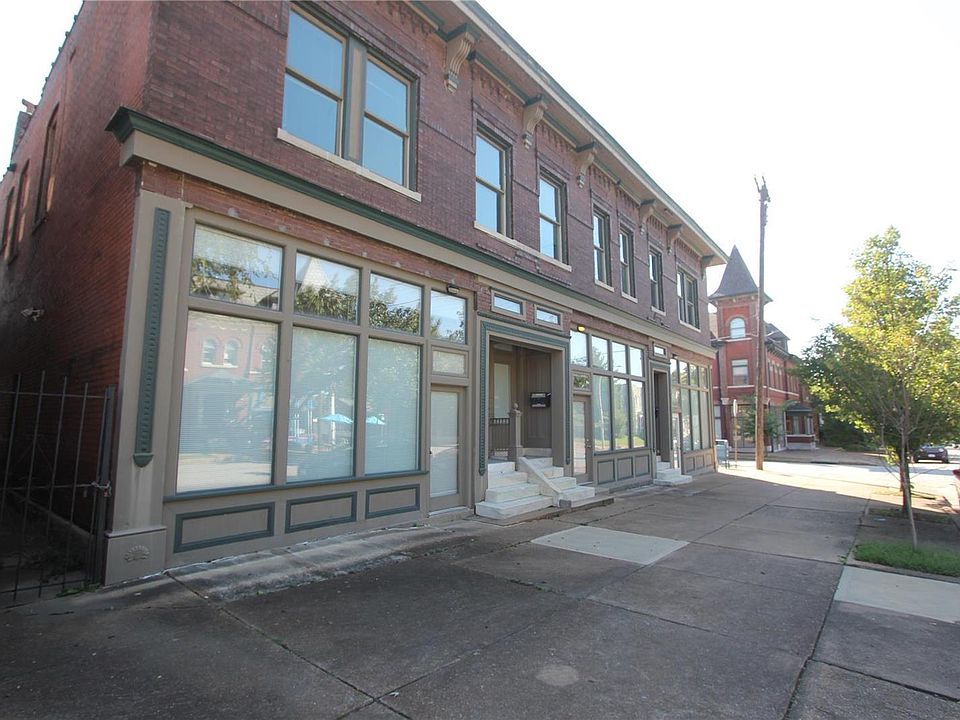 1st image of 3864 Shenandoah Ave Floor 1