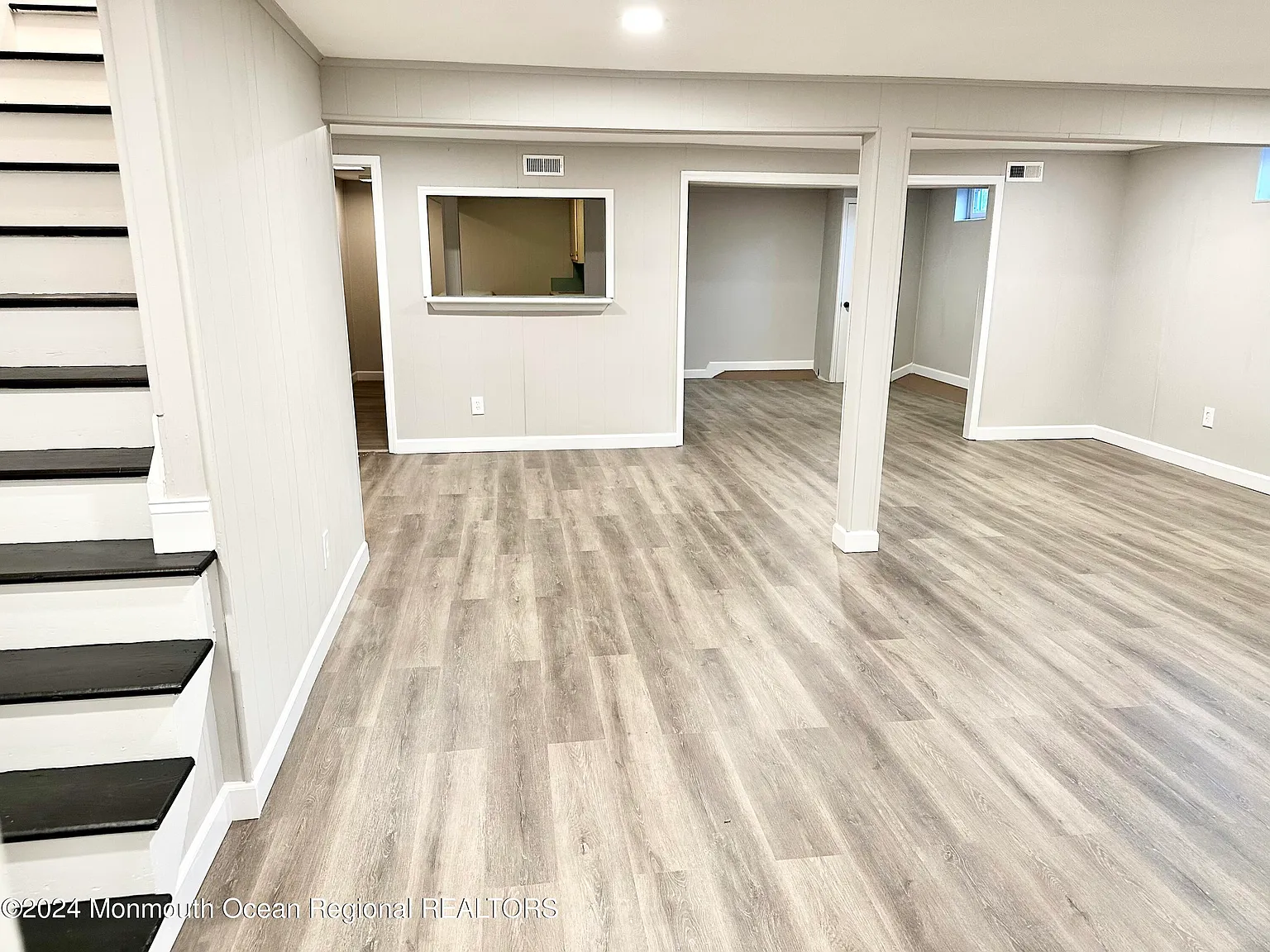 31D Court C photo 1