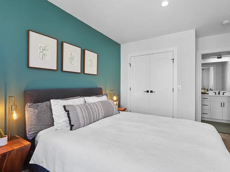 2612 University Pl NW #6 — Photo 25