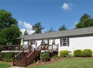 5532 Chapparal Dr, Greensboro, NC 27406