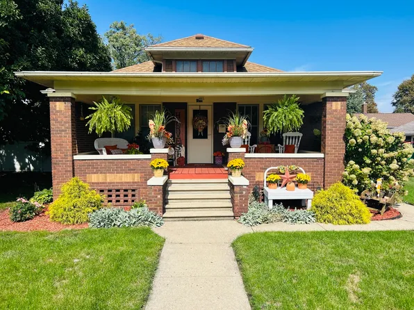 1210 E Main St, Streator, IL 61364