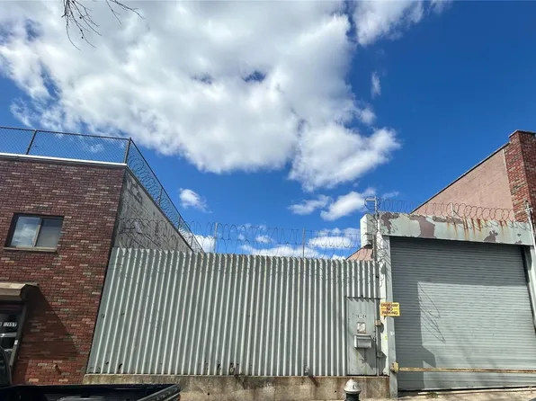 18-24 129th Street, College Point, NY 11356