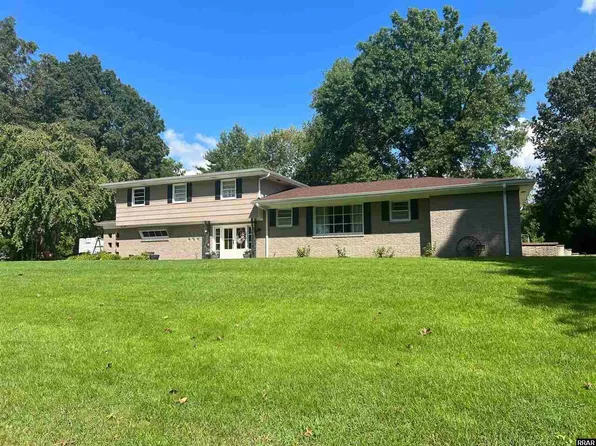 2210 Wedgewood Dr, Union City, TN 38261