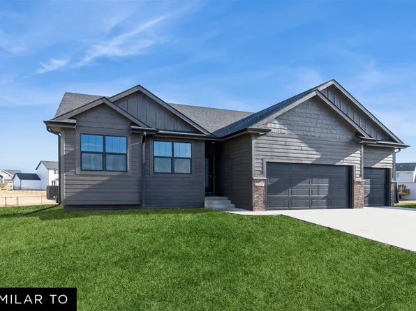1030 Shady Lane Dr, Norwalk, IA 50211