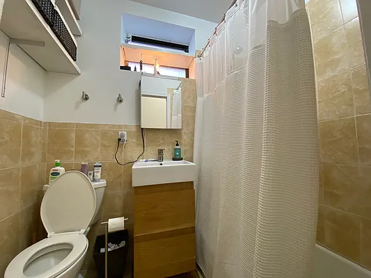 Rented by Simply Brooklyn Realty Inc | media 12