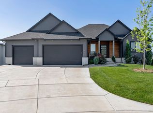 268 S Wellcrest Cir, Goddard, KS 67052