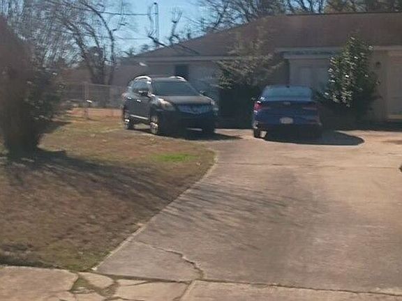 4th image of 4079 Malabar Rd