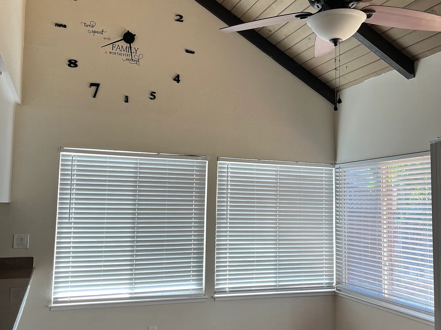 4 bed, 1489 sqft, $4,000 — Photo 4