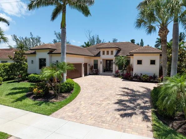 686 Hernando Dr, Marco Island, FL 34145