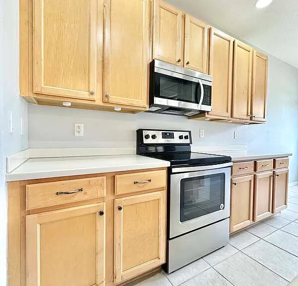 4129 Via Piedra Cir — Photo 8