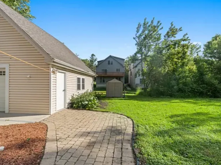 21276 W Arbor Ln — Photo 20