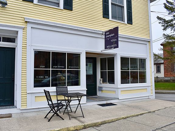 3rd image of 2310 Main St