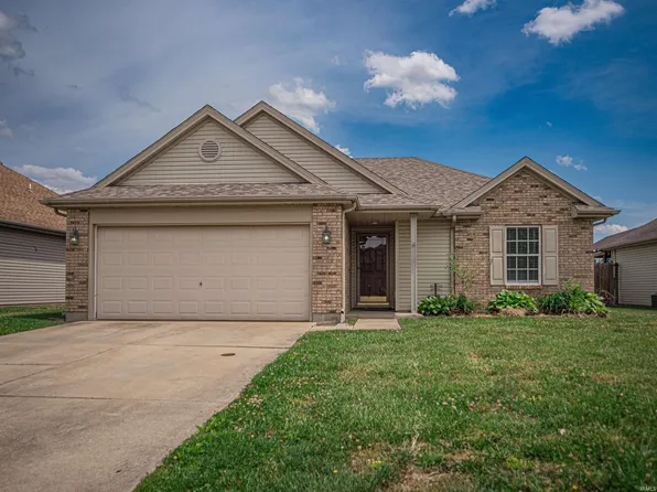 9901 Chatteris Rd, Evansville, IN 47725