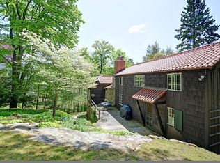 4 Church Hill Rd, Fairfield, CT 06825