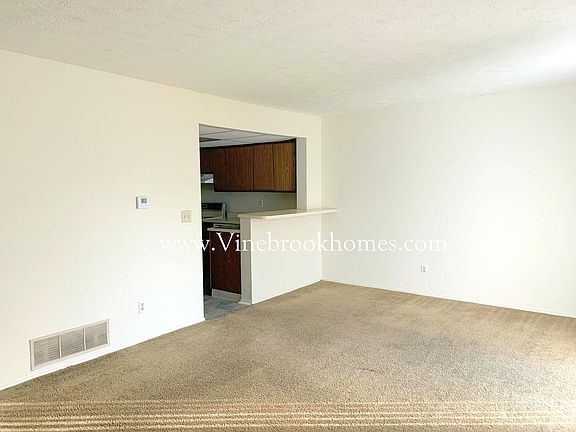 2nd image of 2424 Cross Village Dr
