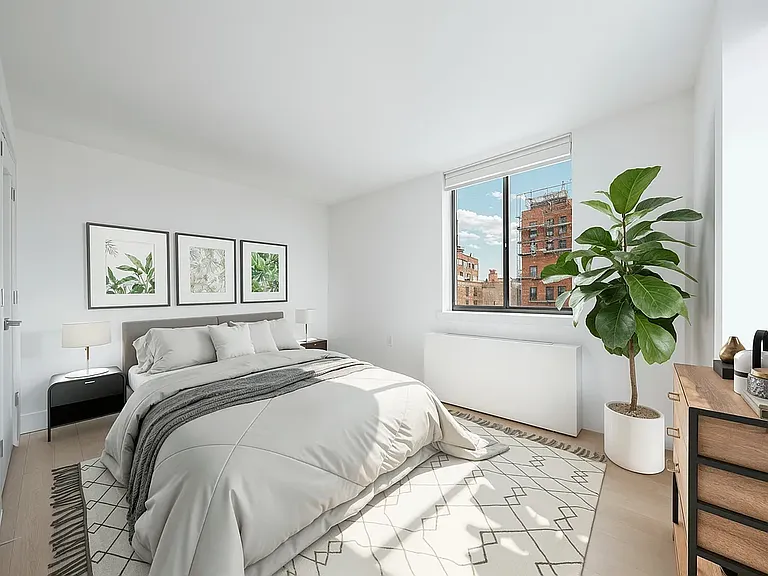 250 W 19th St #8E — Photo 2
