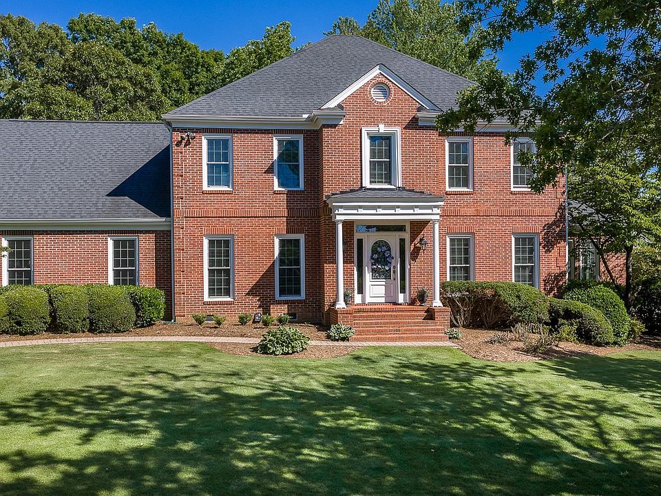 1st image of 117 Thornblade Blvd