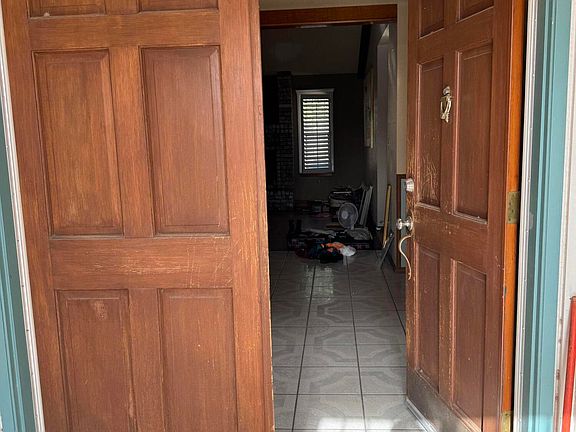 3rd image of 1832 Dean Jones Dr
