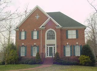 100 Northpond Ln, Winston Salem, NC 27106