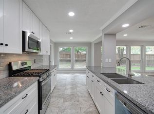 11710 Spring Villa Dr, Houston, TX 77070