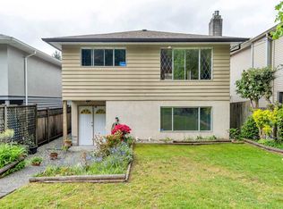 1555 Burrill Ave, North Vancouver, BC V7K 1L8