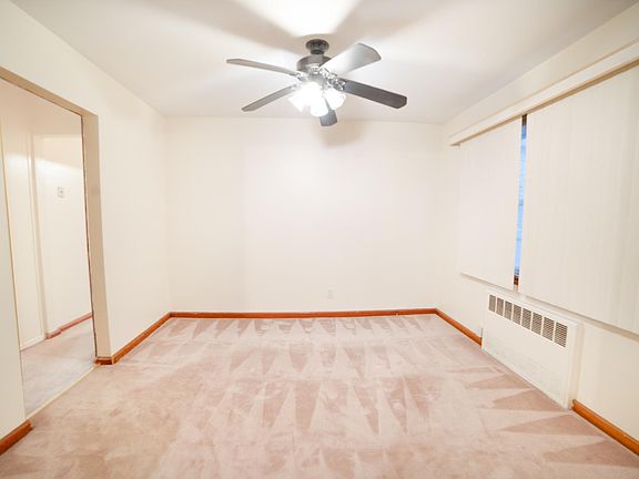 4th image of 80-43 Langdale St