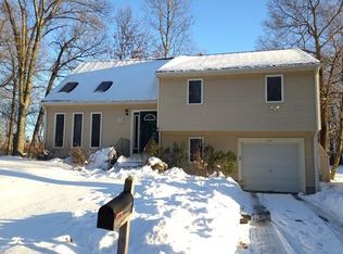 159 Lonsdale Farm Rd, Cumberland, RI 02864