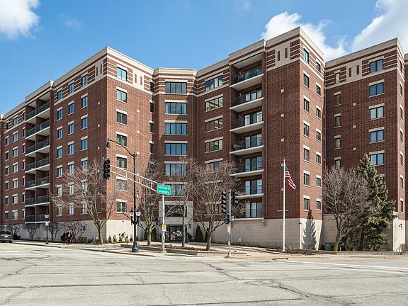 2nd image of 201 N Vail Ave APT 509