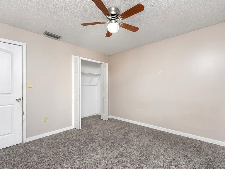 1023 Spring Meadow Dr #1 — Photo 7