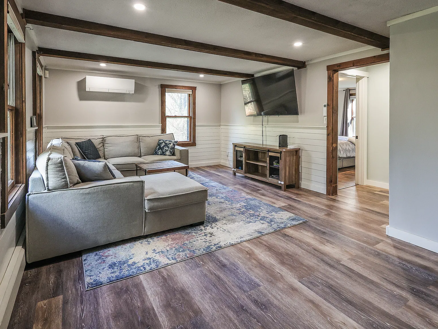 3 bed, 1900 sqft, $2,995 — Photo 4