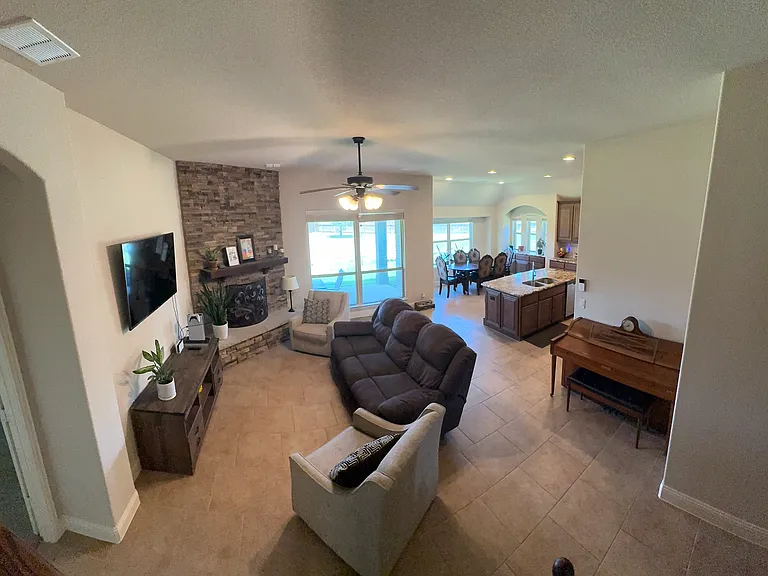 10217 Fox Haven Ct — Photo 4